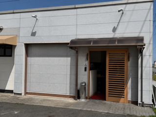 広々駐車場完備！R２０１号バイパス付近でアクセス良好！飲食店可！！！