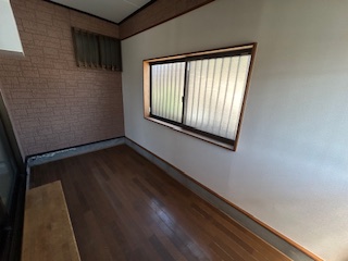 駐車場3台可!ペットと暮らせる平家建て!! 綱分栄町貸家 B号