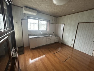 部屋数多数5DK！庭付き平屋戸建て！