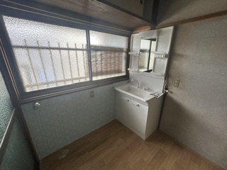 部屋数多数5DK！庭付き平屋戸建て！